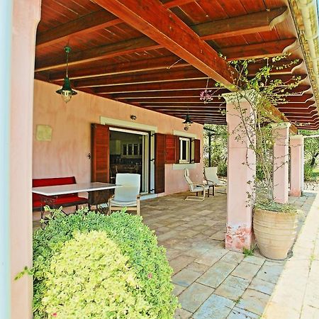 Villa Kleopatra Pouládes 외부 사진