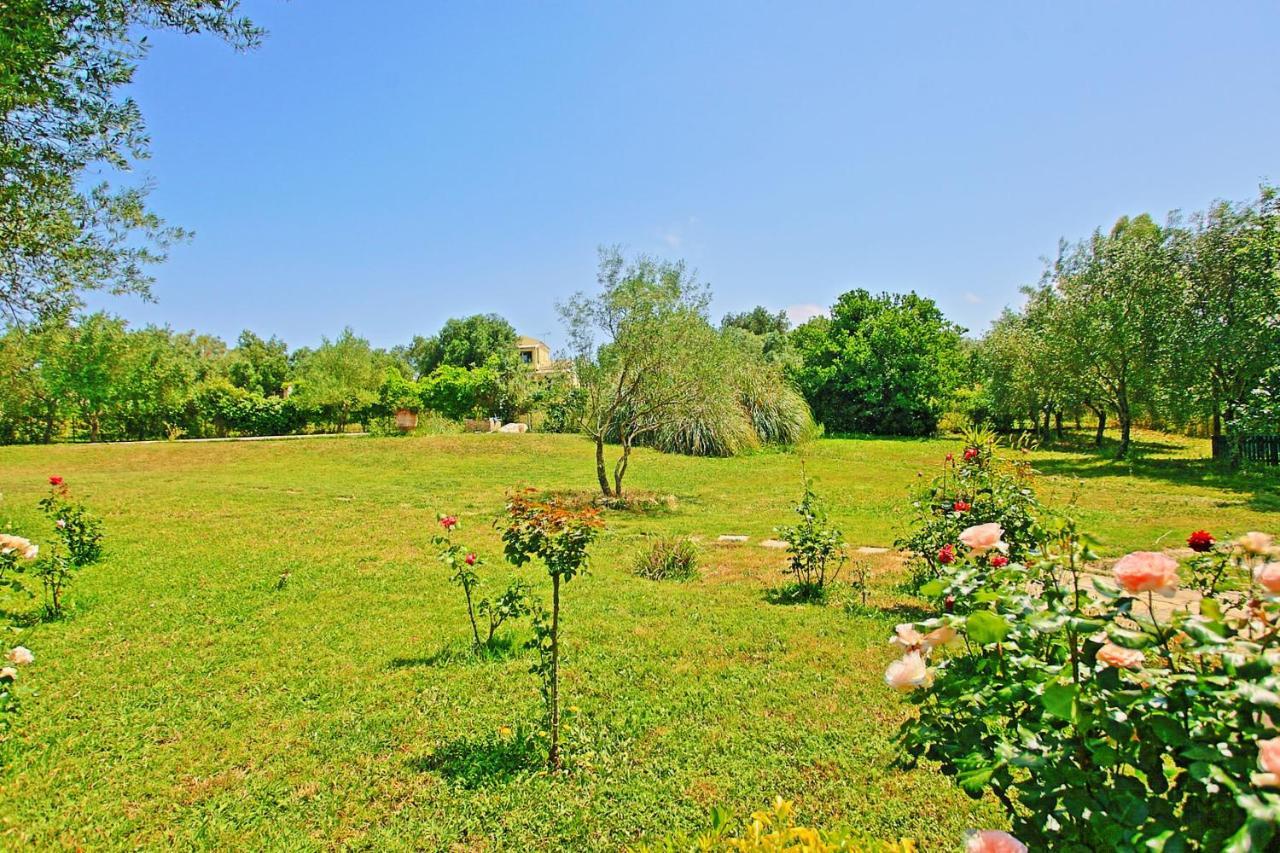 Villa Kleopatra Pouládes 외부 사진